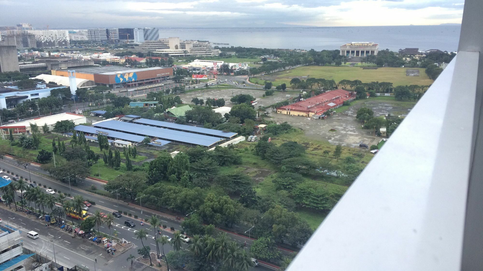 Seabreeze Residences At Breeze Residences ปาไซ ภายนอก รูปภาพ